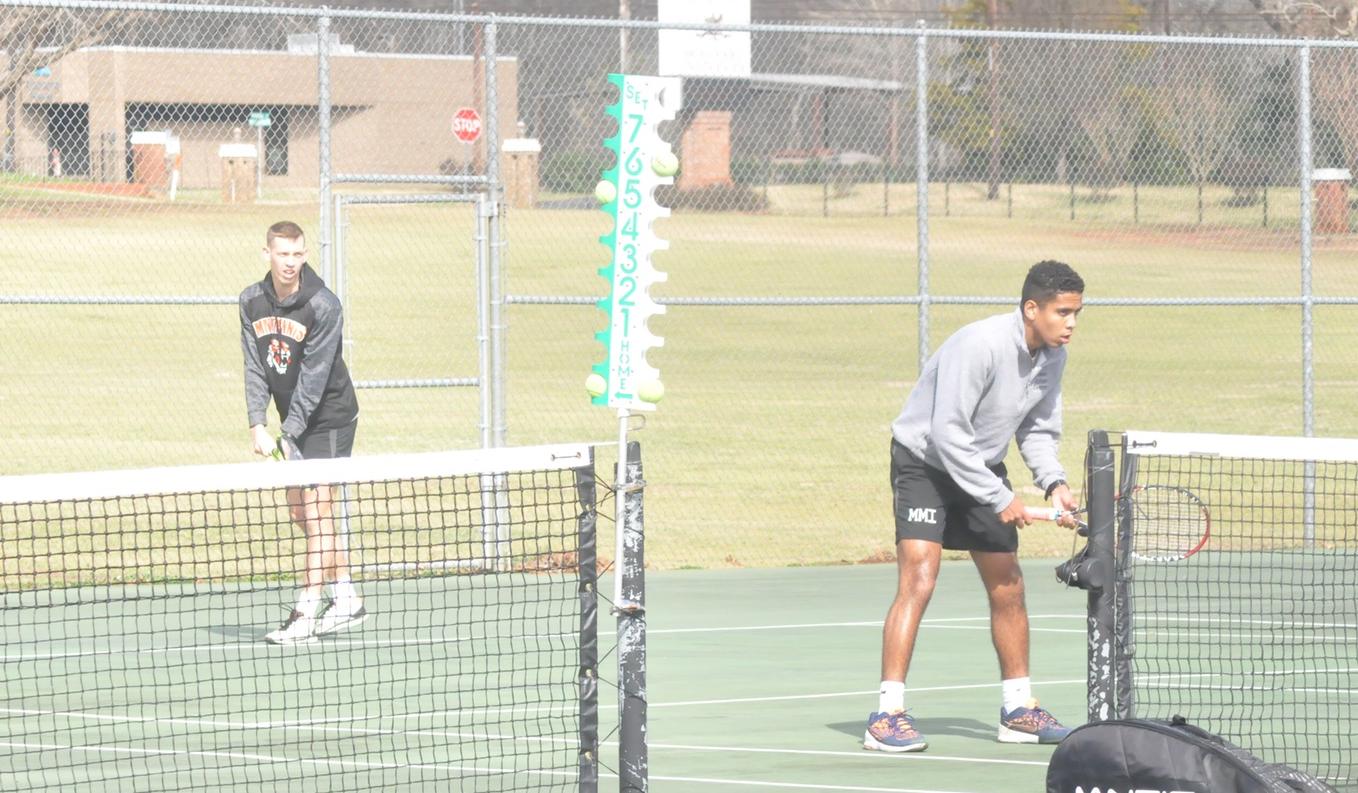 Tigers Make Feathers Fly in 7-2 Defeat of Cardinals in Men’s Tennis