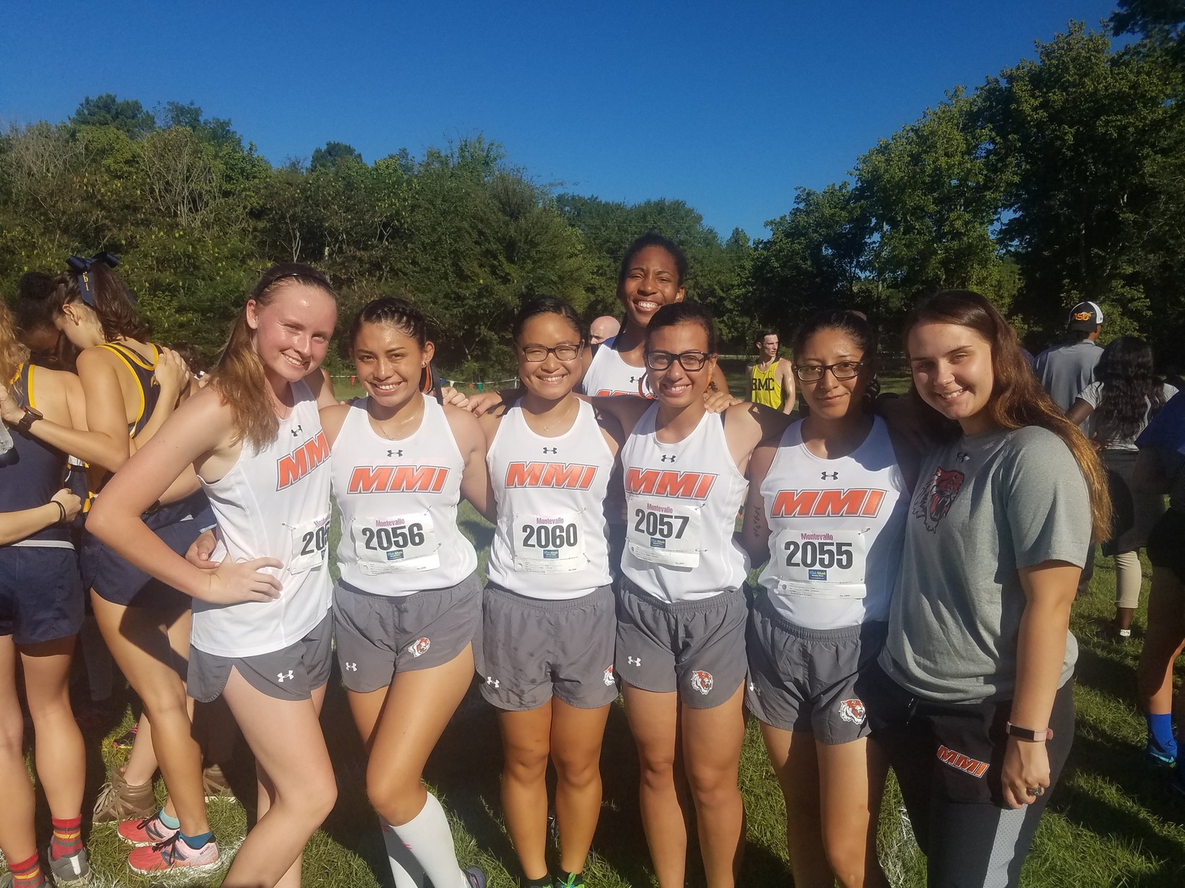 Women's Cross Country Shows Improvement in Second Meet