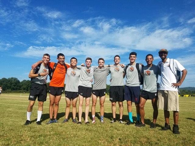 Men's Cross Country Finishes 10th at JSU Invitational
