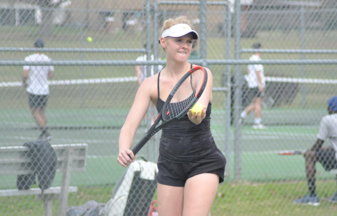 Lady Tigers Remain Undefeated in Women’s Tennis