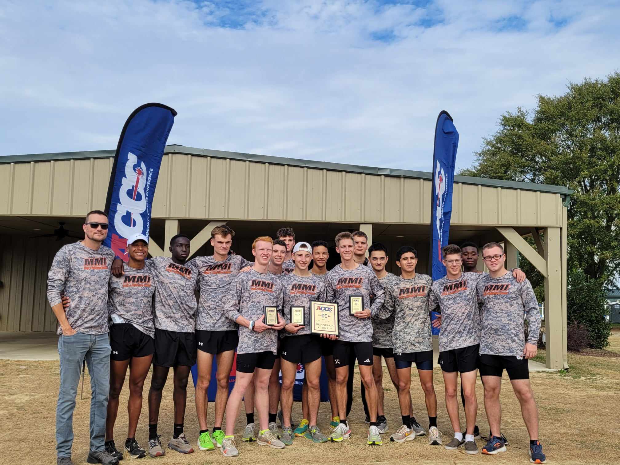 Men's Cross-Country Finish 2nd at ACCC Meet